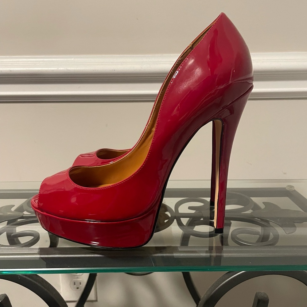 Red Patent Leather peep toe stiletto Heels Like new 47 /13